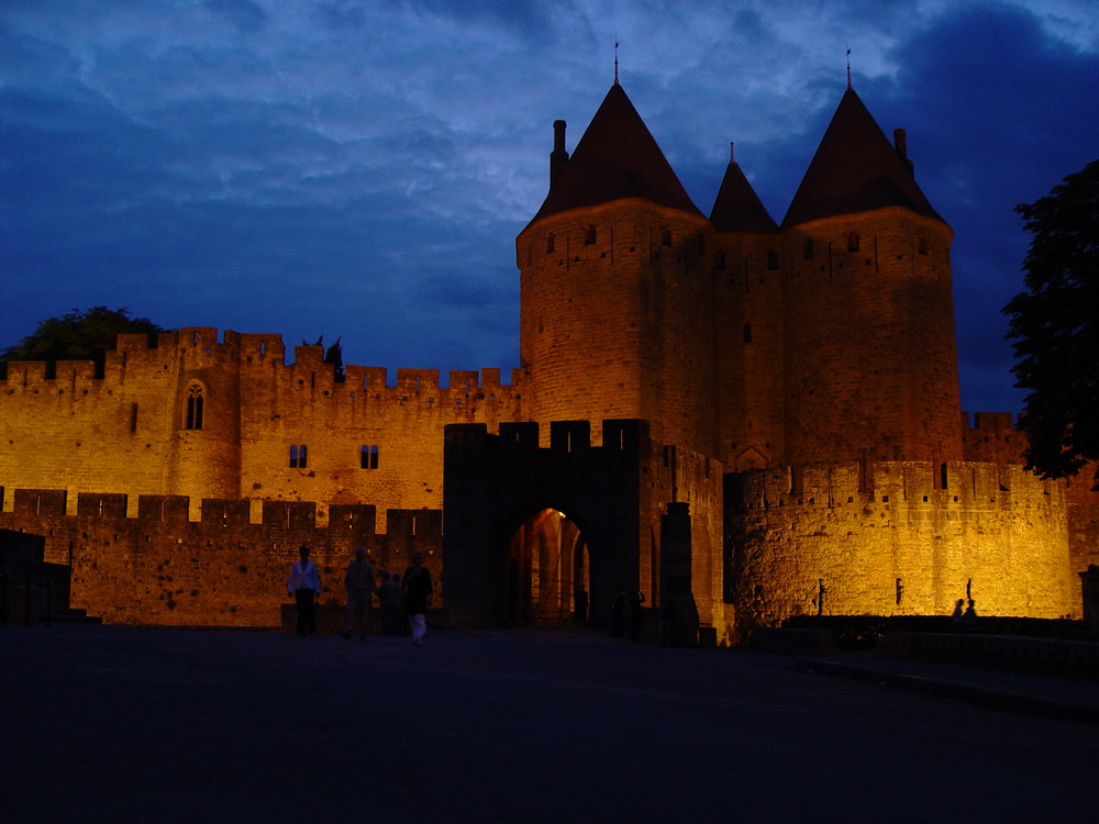 Cité de Carcassonne bei Nacht