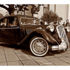 Citroen 15 Six - Oldies zwischen Licht und Schatten (11/2011)