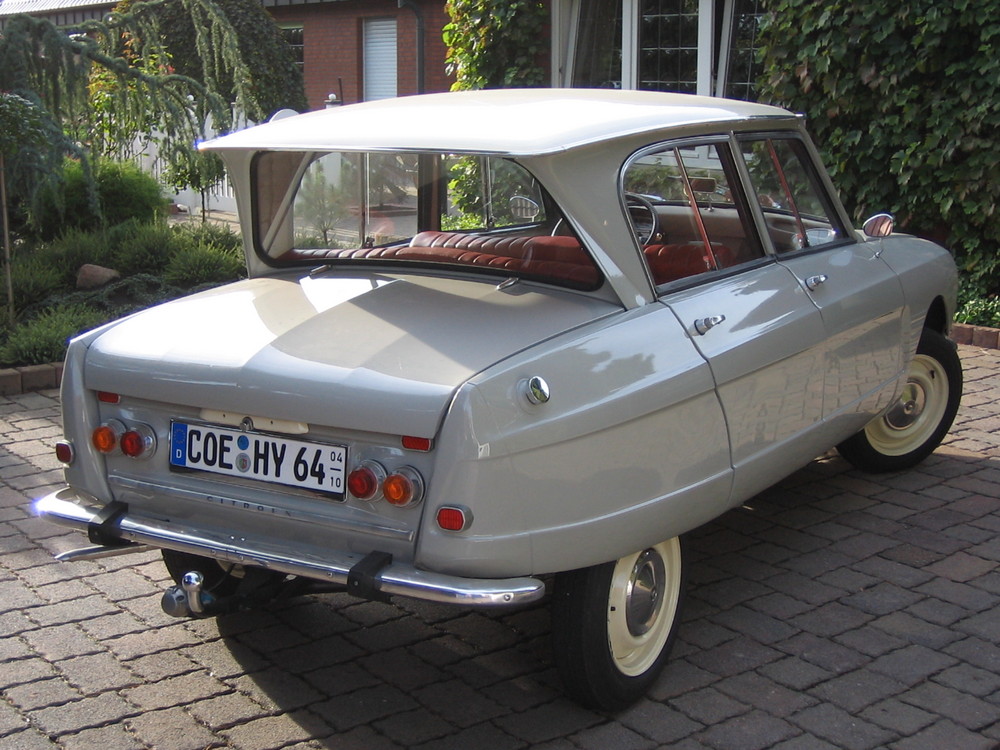 Citroen Ami 6 Berline Baujahr 1964