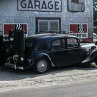 Citroen Traction Avant mit Holzvergaser