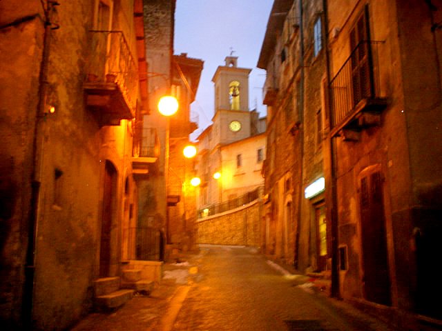 città ( lago scanno)