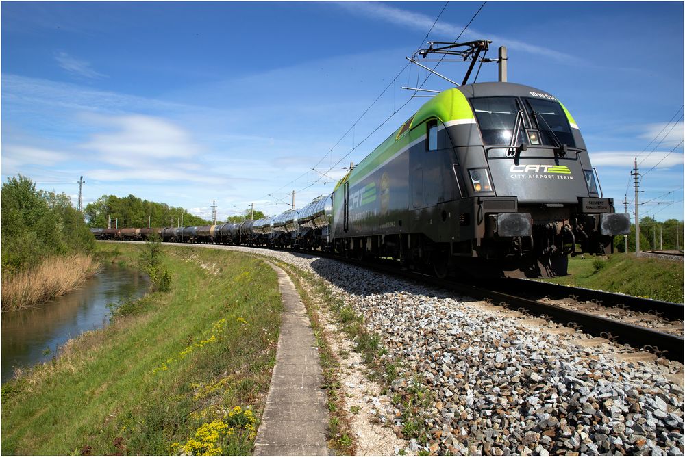 "CITY AIRPORT TRAIN"