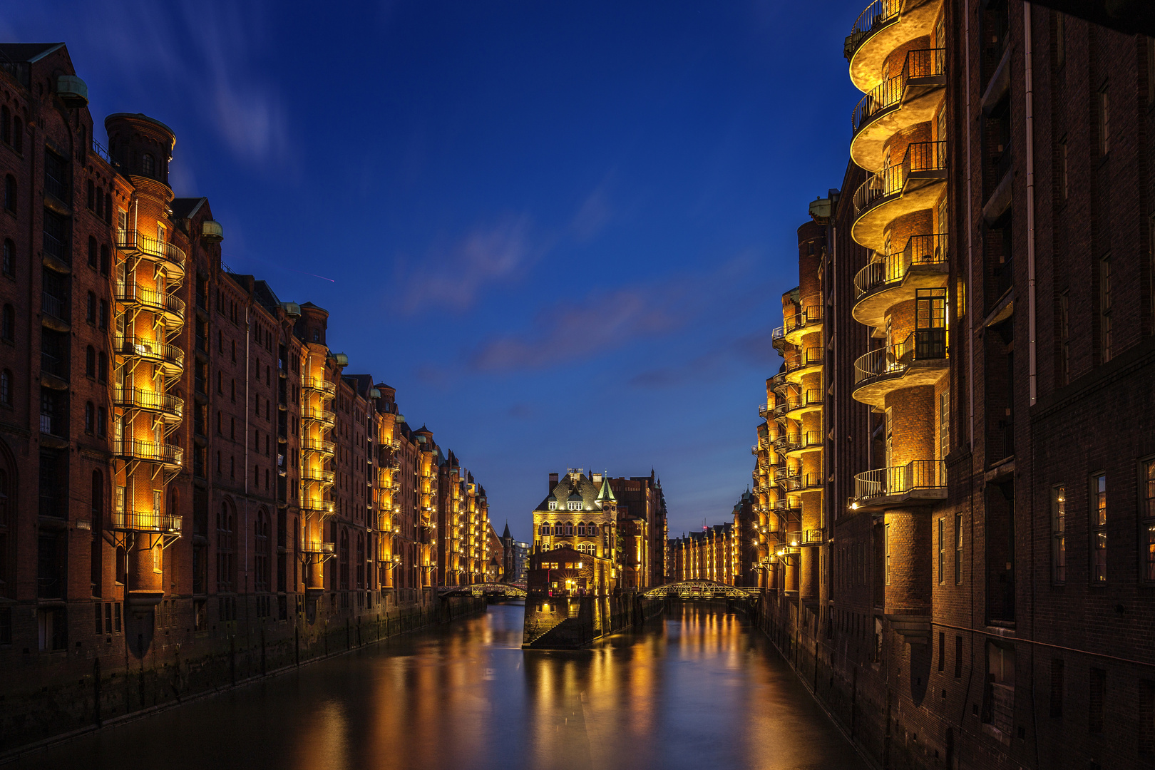 City at night - Hamburg