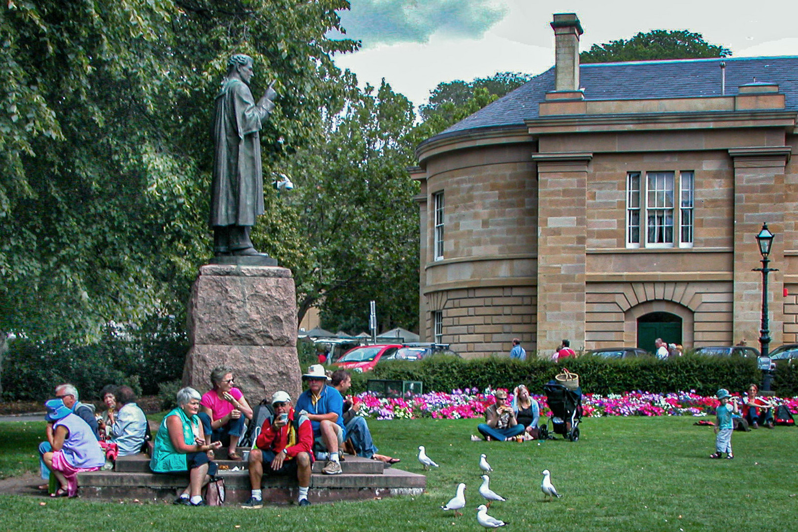 City dwellers in the St Davids Park