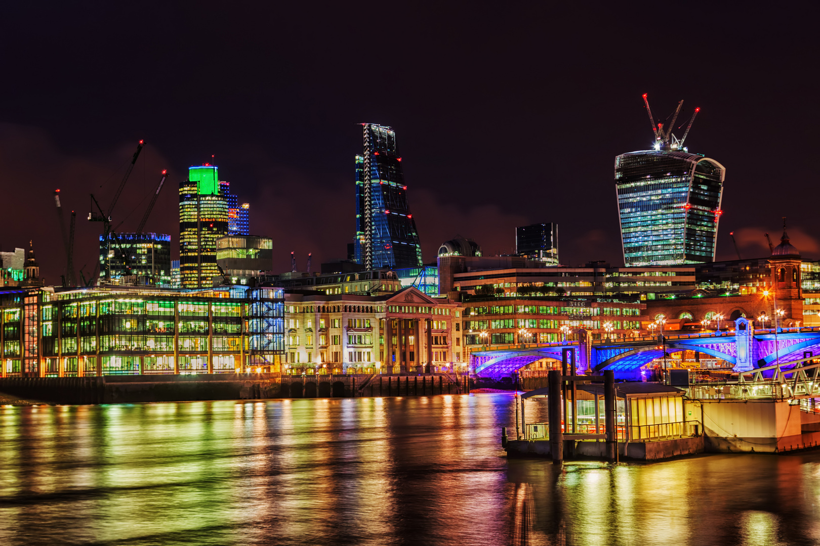 City of London bei Nacht