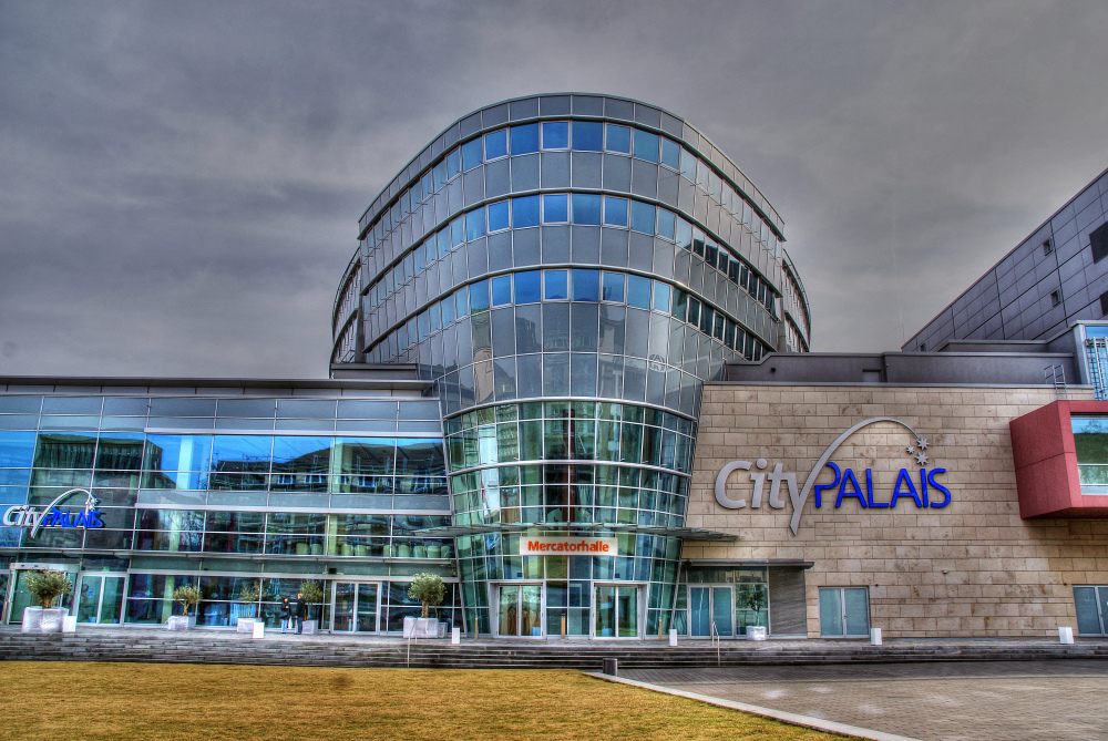 CITY PALAIS  IN  DUISBURG