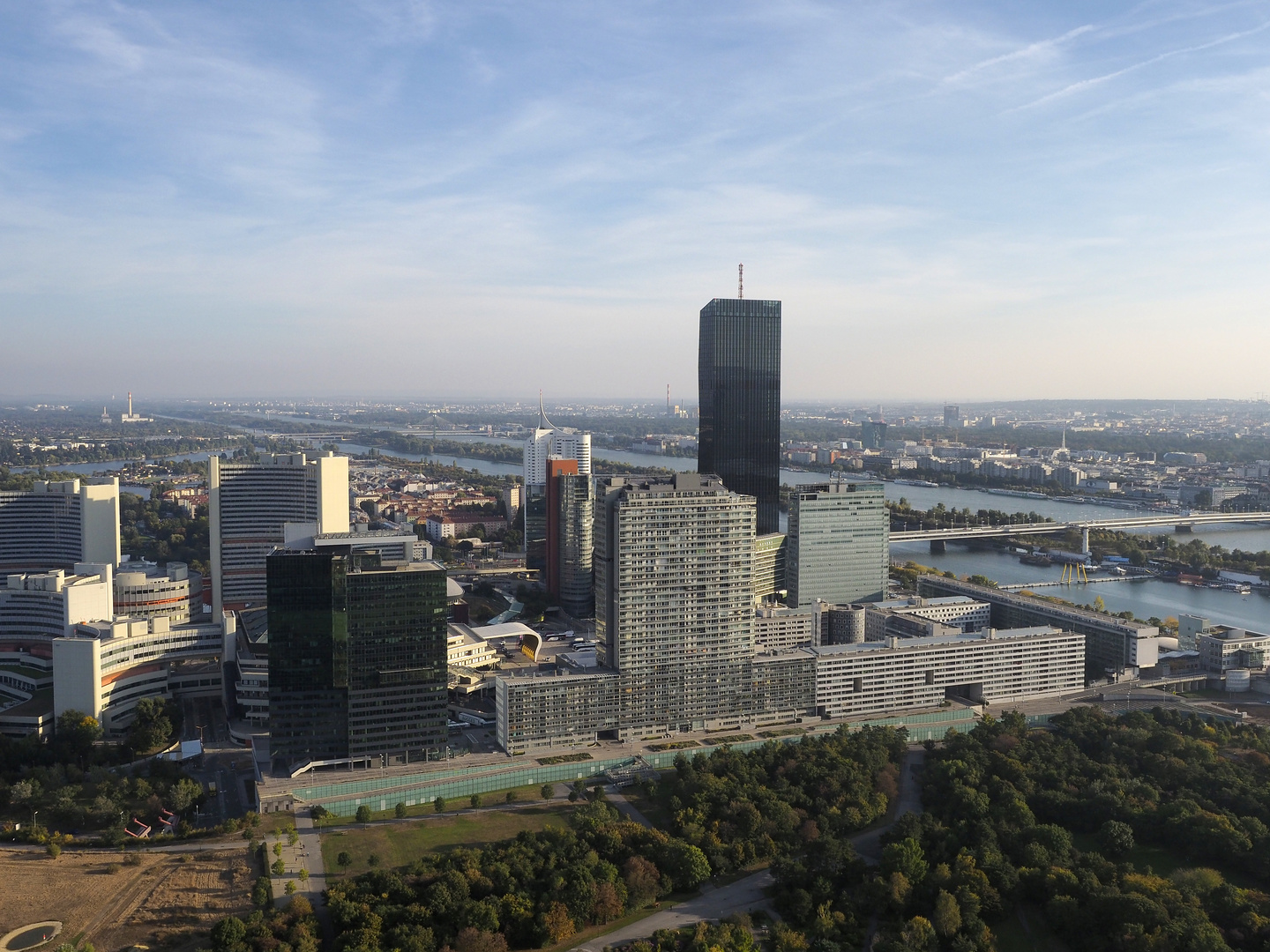 CITY Pano vom Donauturm heute