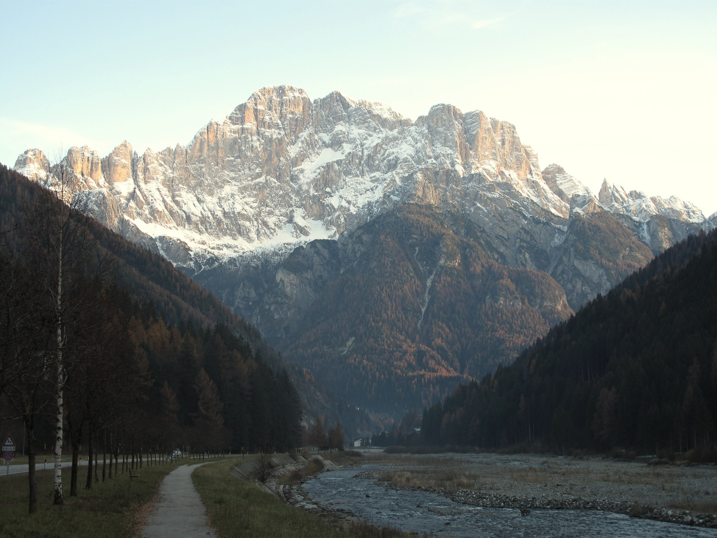 civetta e il torrente cordevole