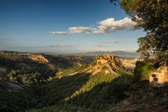 Civita di Bagnoregio e la valle dei calanchi