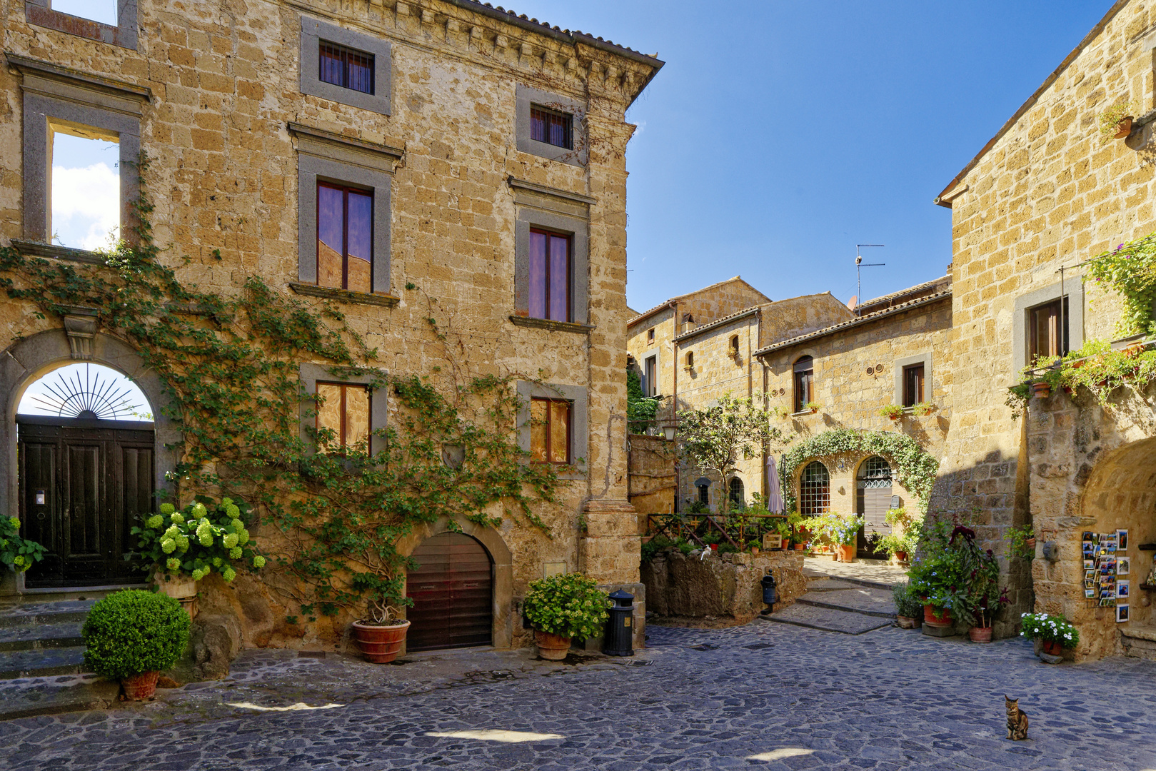 Civita di Bagnoregio - eines der schönsten Dörfer Italiens (2)