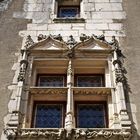 Civray – Fenêtre à meneaux Renaissance de la maison « Louis XIII », ancien Hôtel de la Prévôté (XVèm