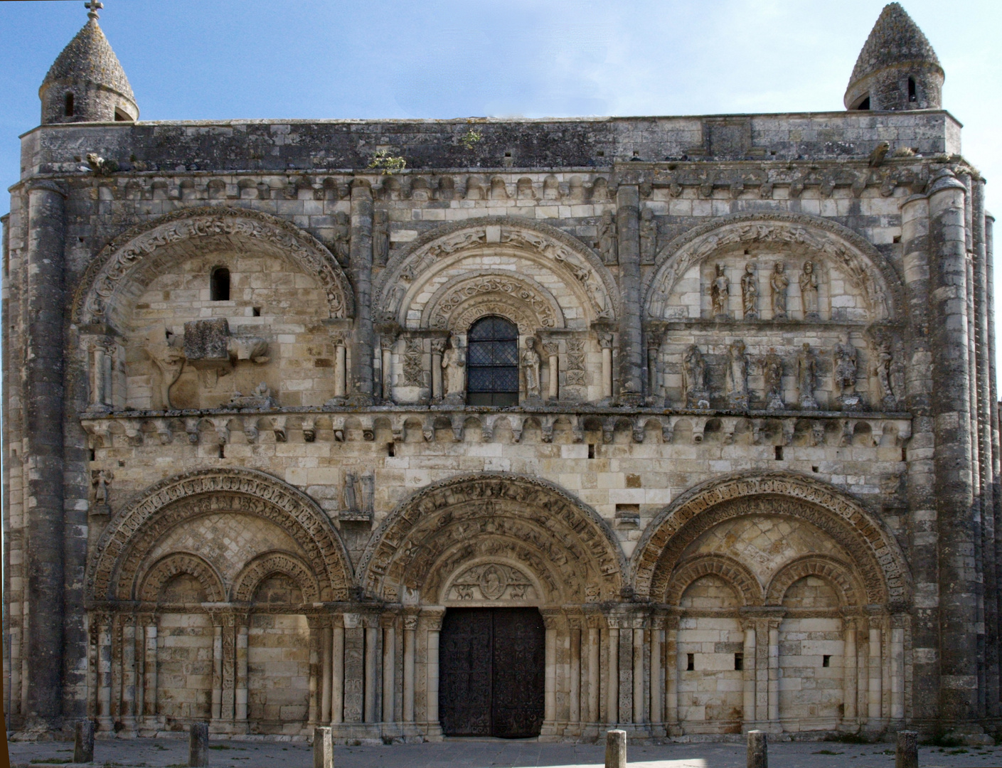 Civray - L’Eglise Saint-Nicolas XIIème siècle