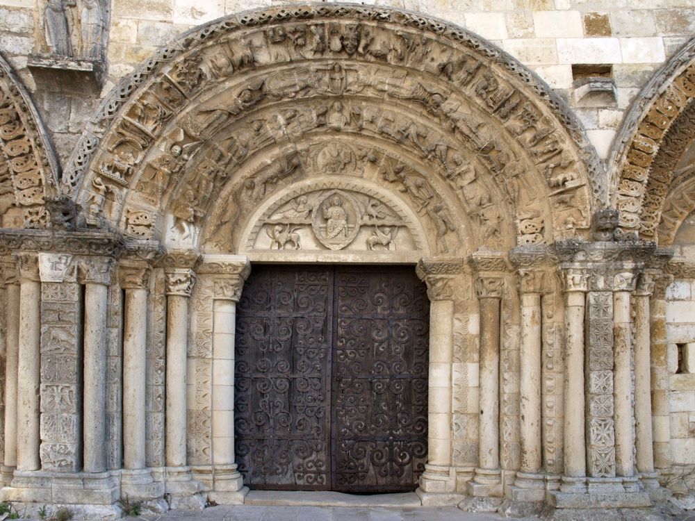 Civray – Portail de l’Eglise Saint-Nicolas (XIIème)