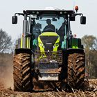 Claas ARION 830