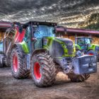 Claas Axion 810 mit Dreiachser