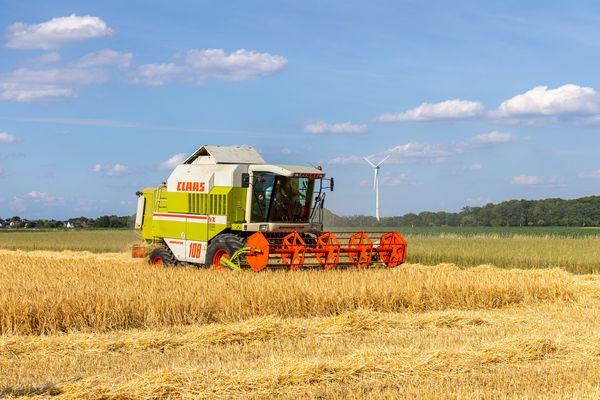 Claas Dominator 108