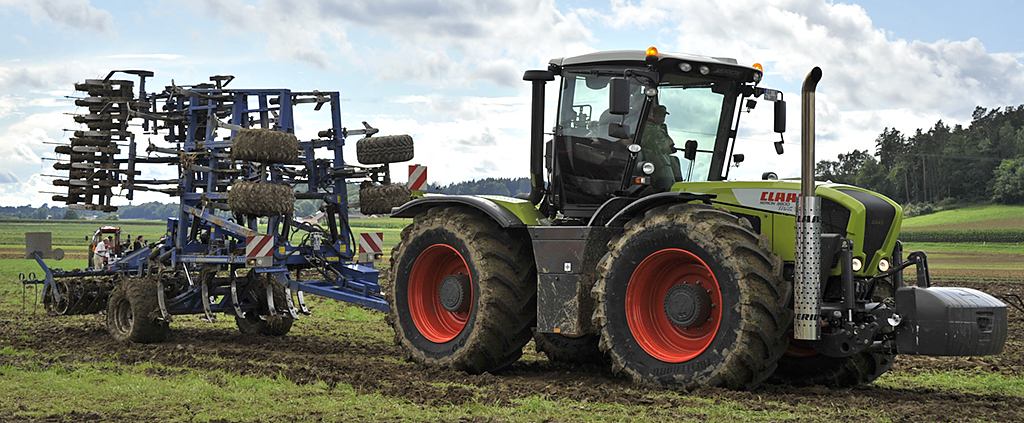 Claas XERION 3800 TRAC VC