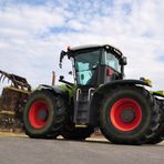 Claas XERION