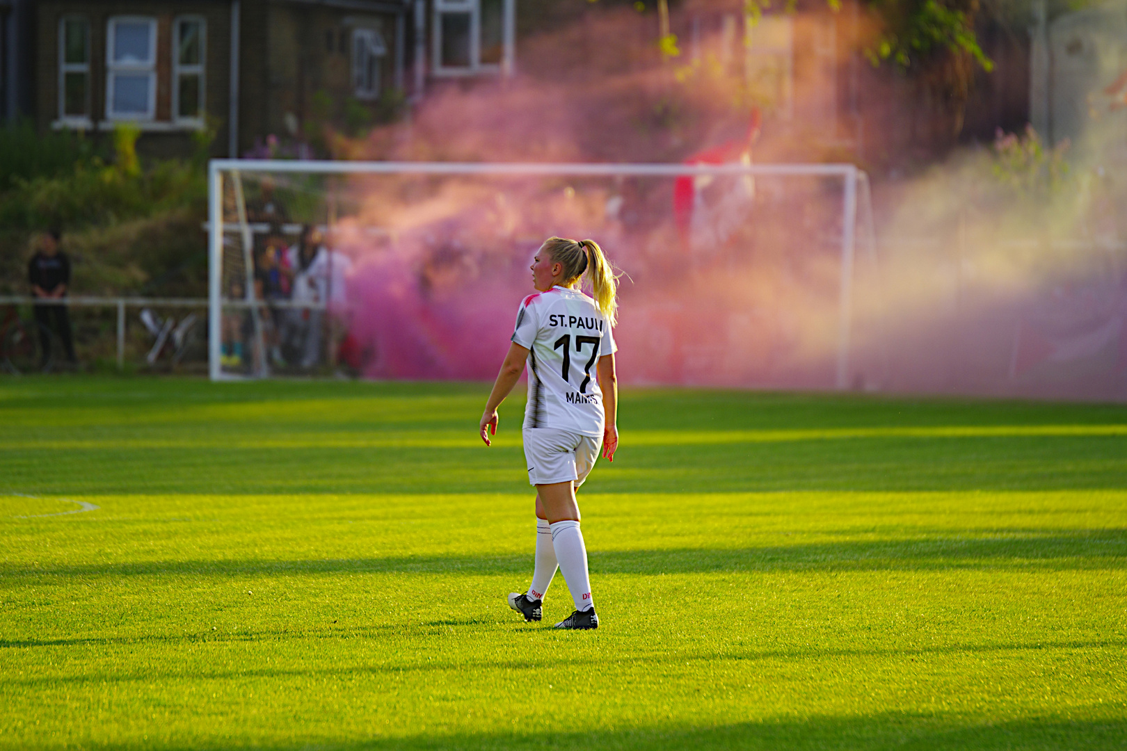 Clapton CFC - FC St. Pauli in London 5