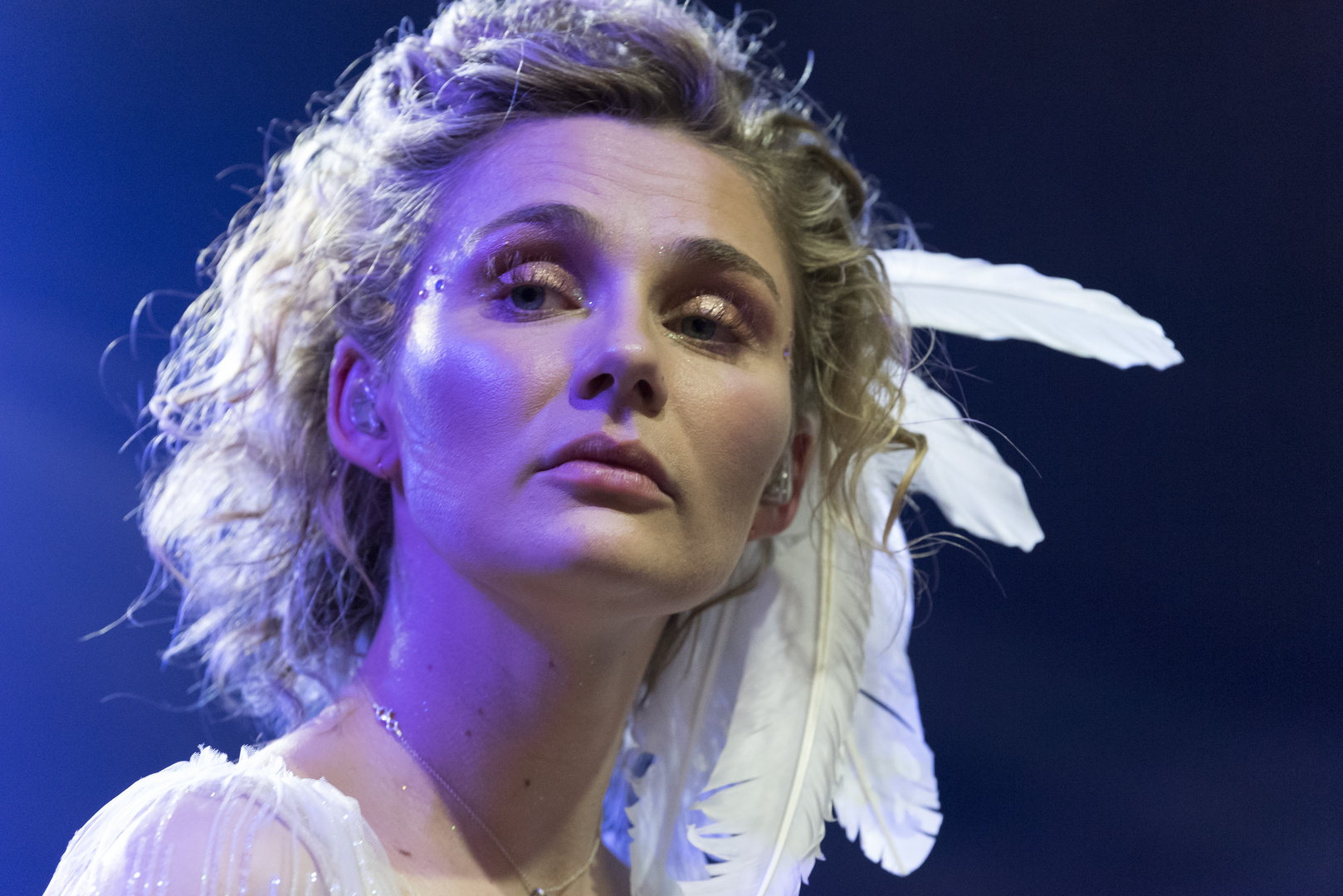 Clare Bowen 2