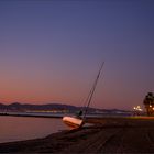 Clareando sobre el Mar Menor II -- Varado --