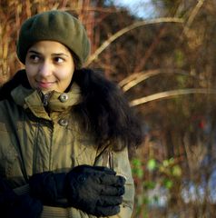 Clarisse dans le parc plein de neige 4