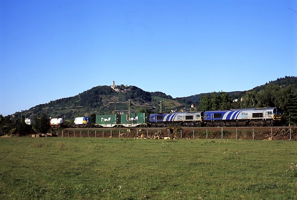 Class 66 Doppel bei Heppenheim/Bergstr.