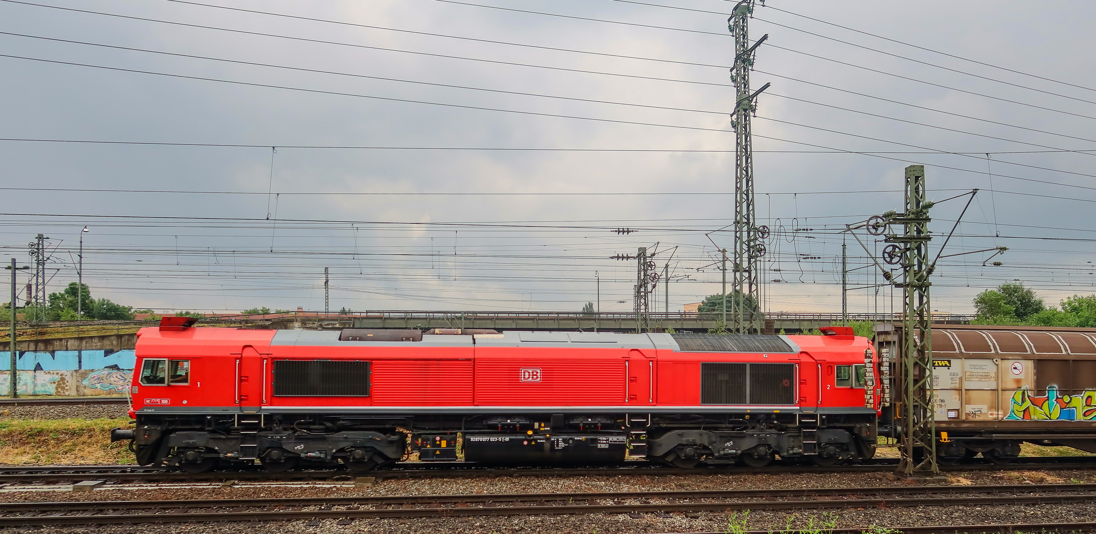 Class 66 in Verkehrsrot