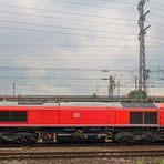 Class 66 in Verkehrsrot