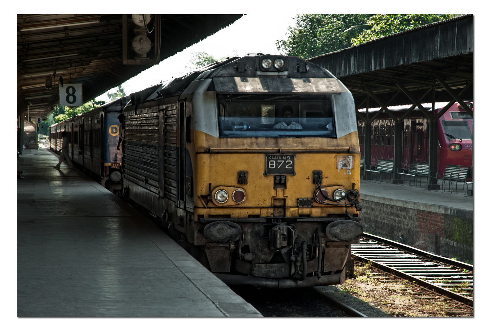 Class M9 872 / Colombo Hbf