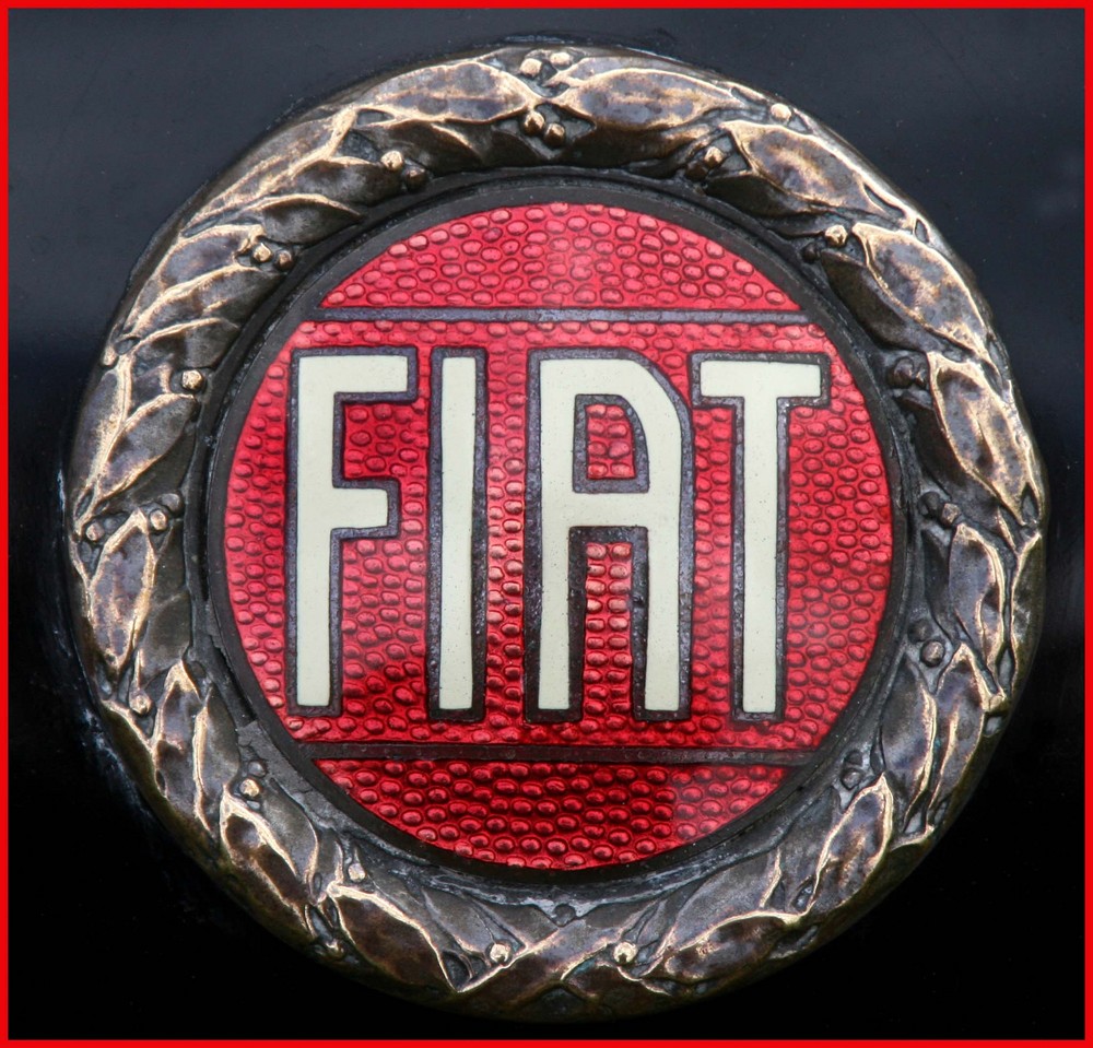 Classic Fiat Badge