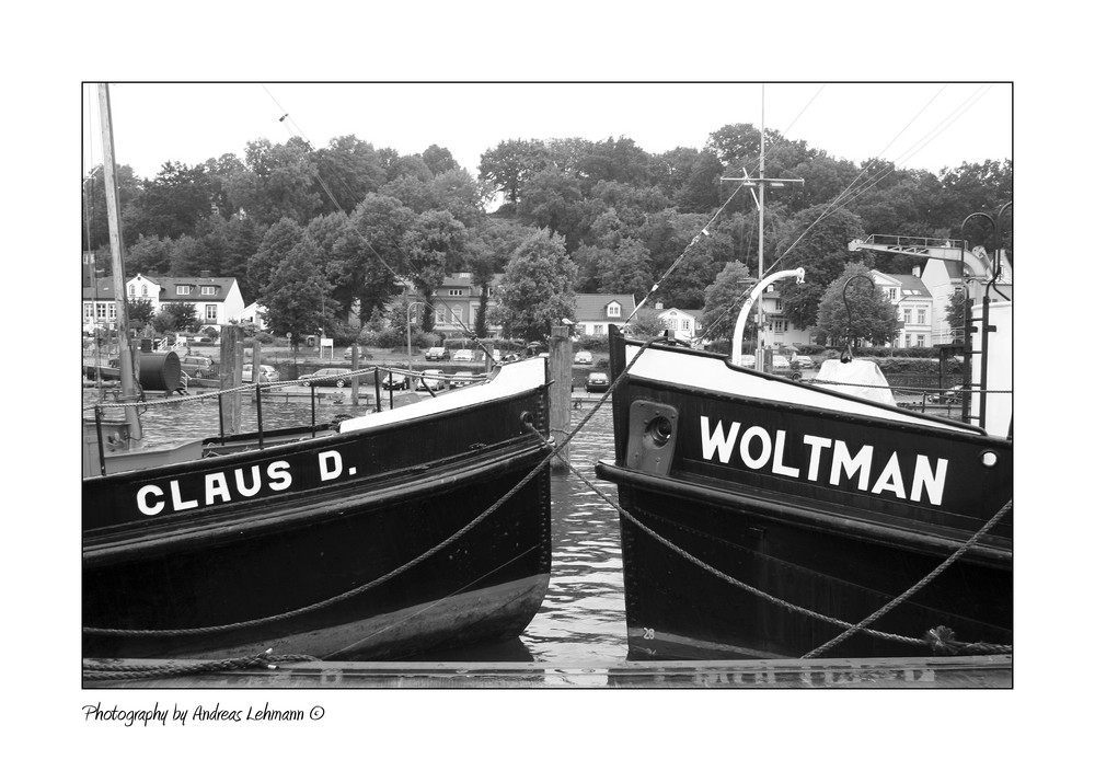 Claus & Woltman