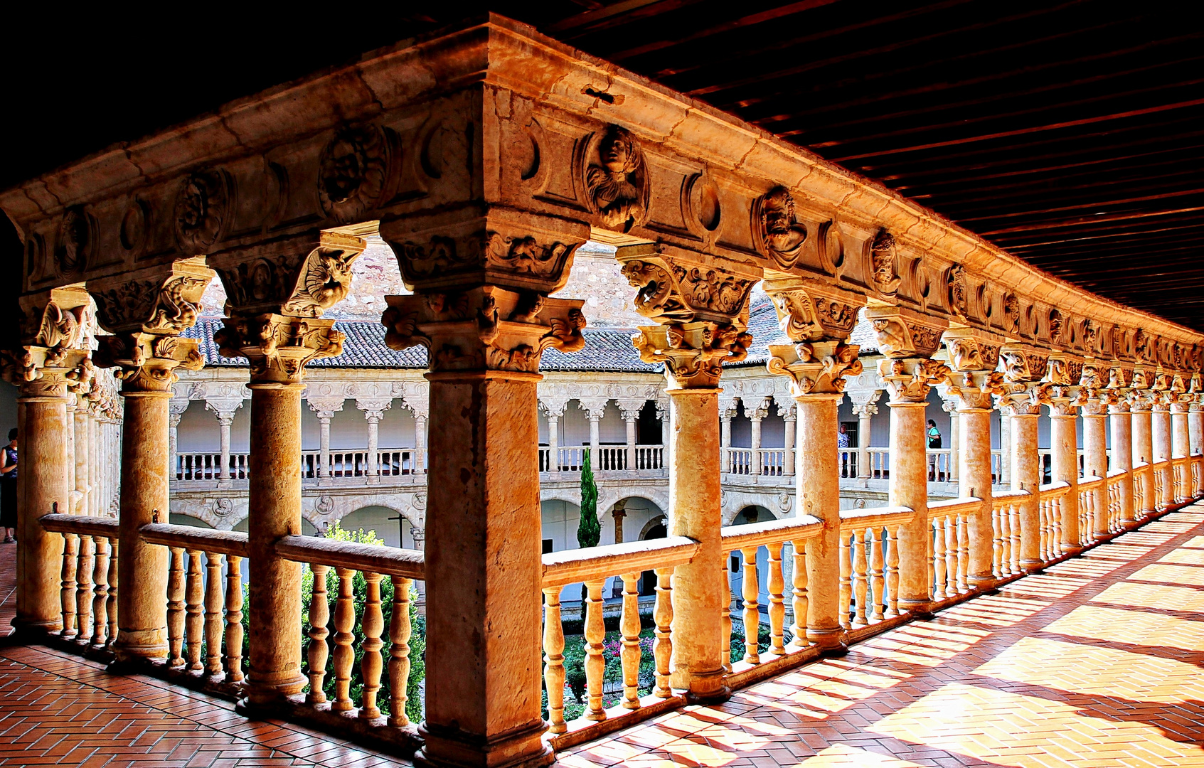 claustro del convento San Esteban