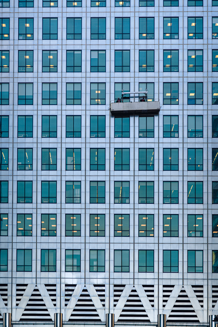 Cleaning Canary Warf