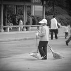 Cleaning up in Putao Shan (Dinghai)