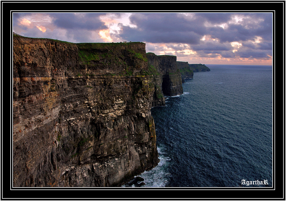 Cliff's of Moher&sunset