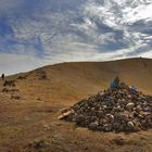 Climbing to the mountain top of Shiliin Bogd Uul