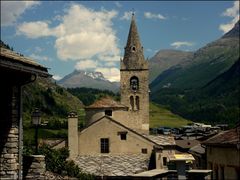 clocher de Lanslevillard (73)