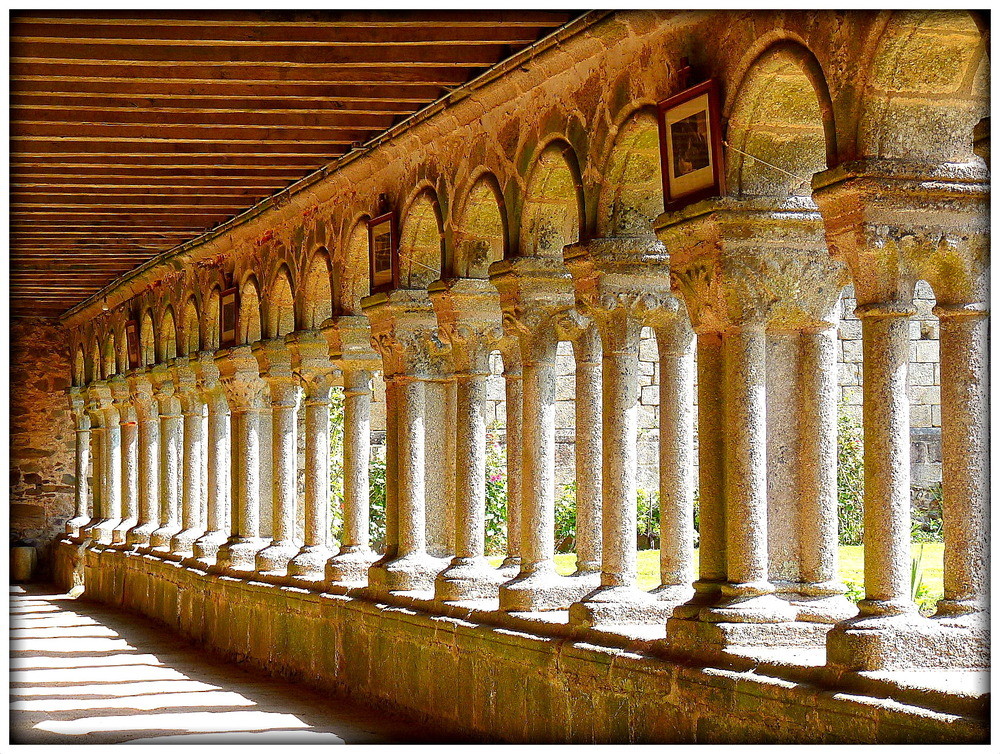 CLOITRE D'un monastère .