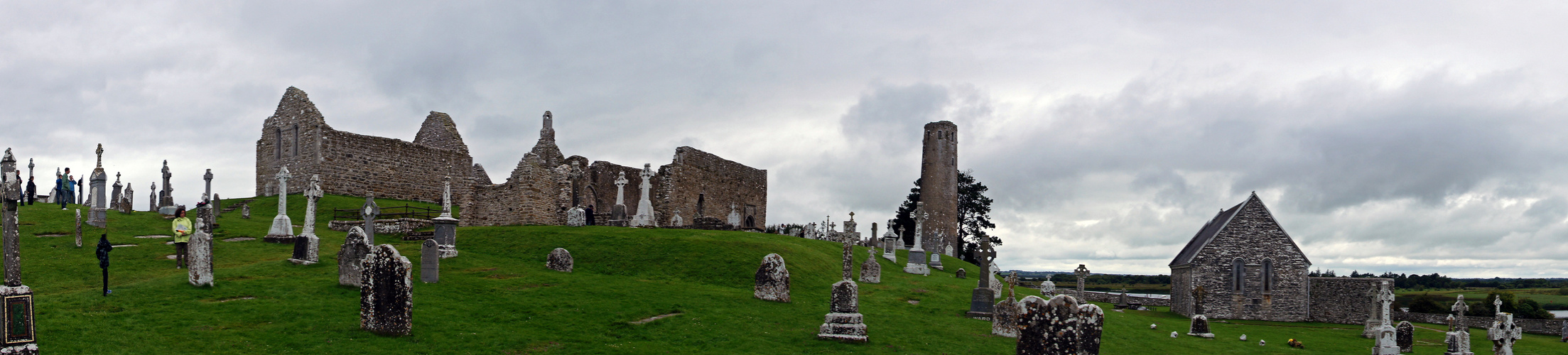 Clonmacnoise (2)