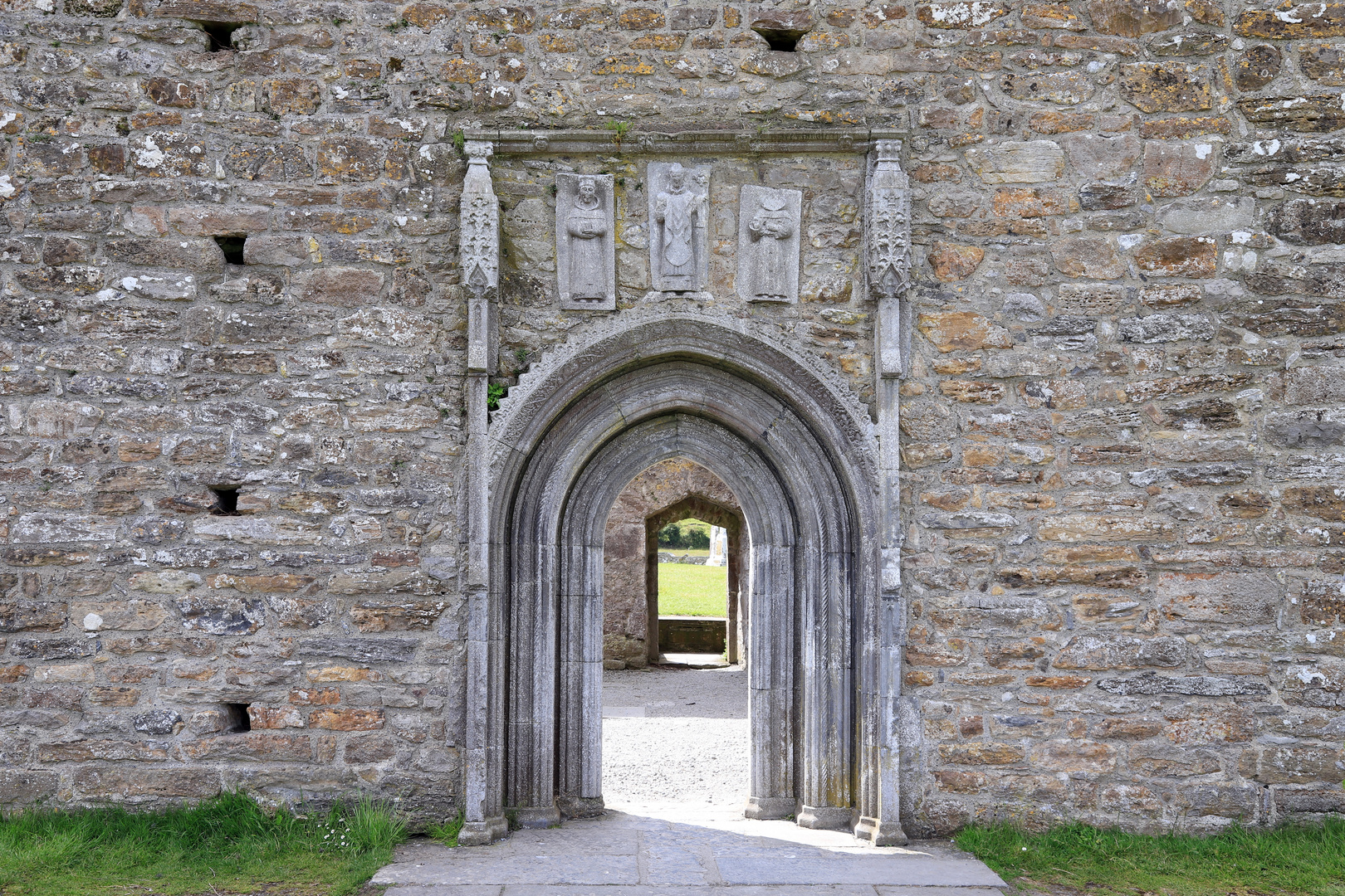 Clonmacnoise  -  Donnerstag mit Durchblick