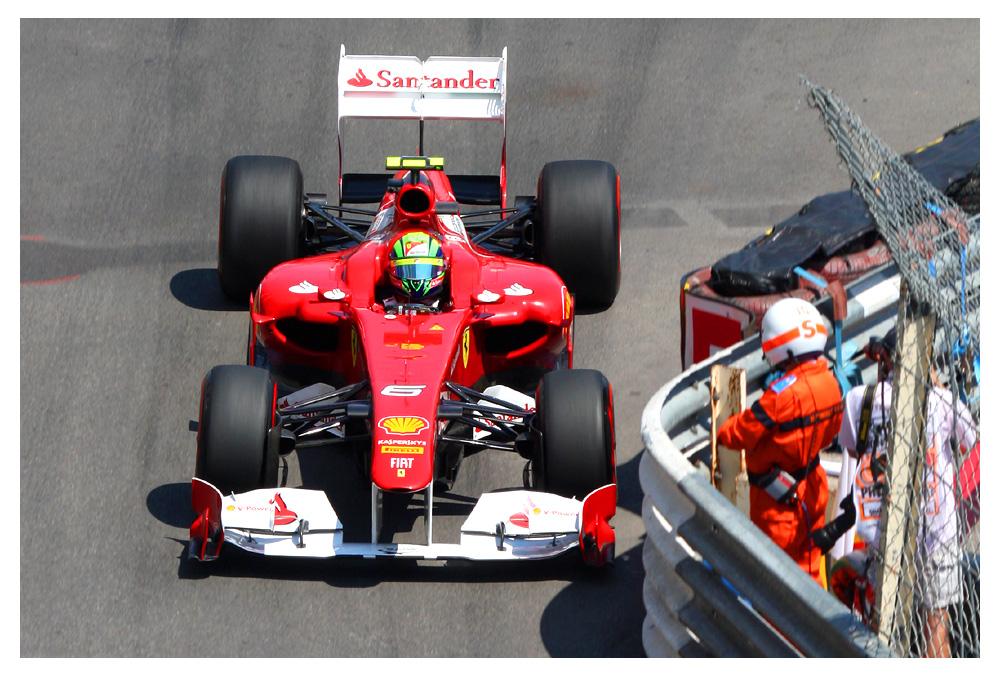 Close Call Felipe Massa Monaco 2011
