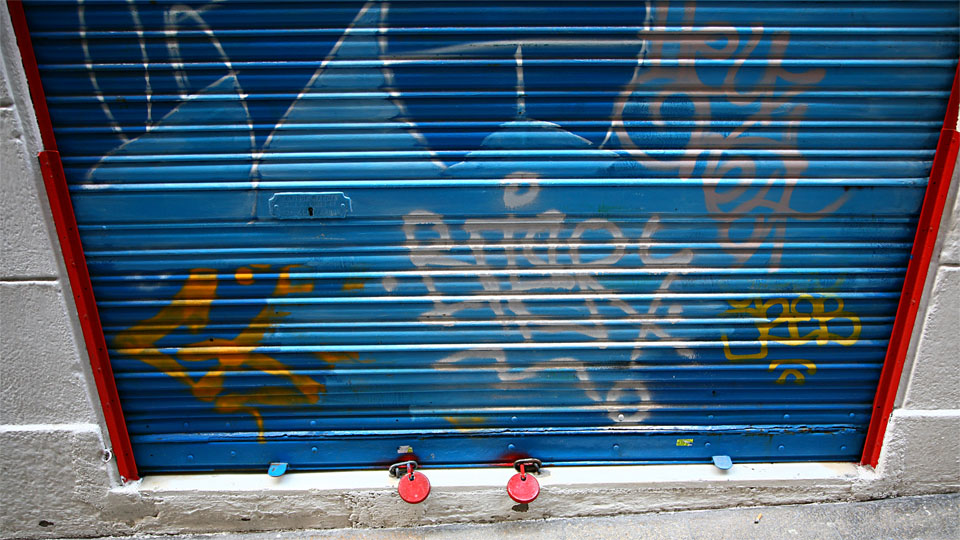 Closed for Siesta, Barrio Gótico, Barcelona / E