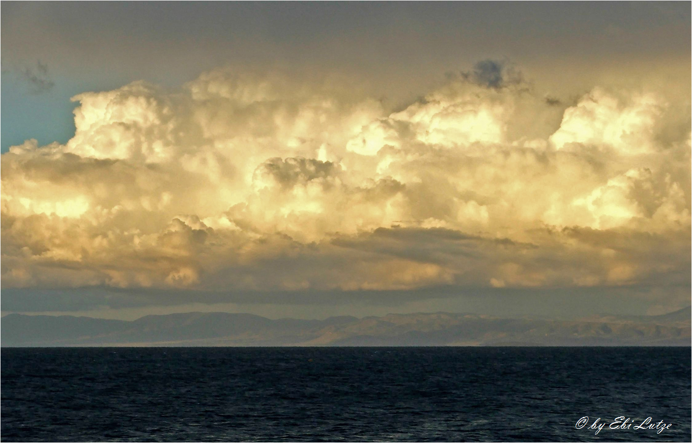 ** Cloud Formation over False Bay / Point Lowly **