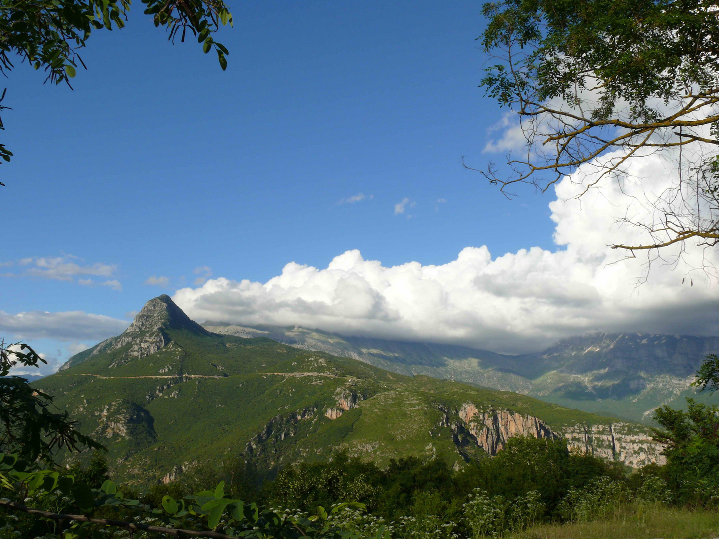 Cloud of Koula's peak