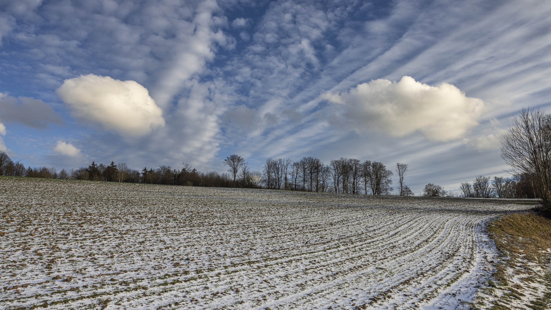 Clouds and lines