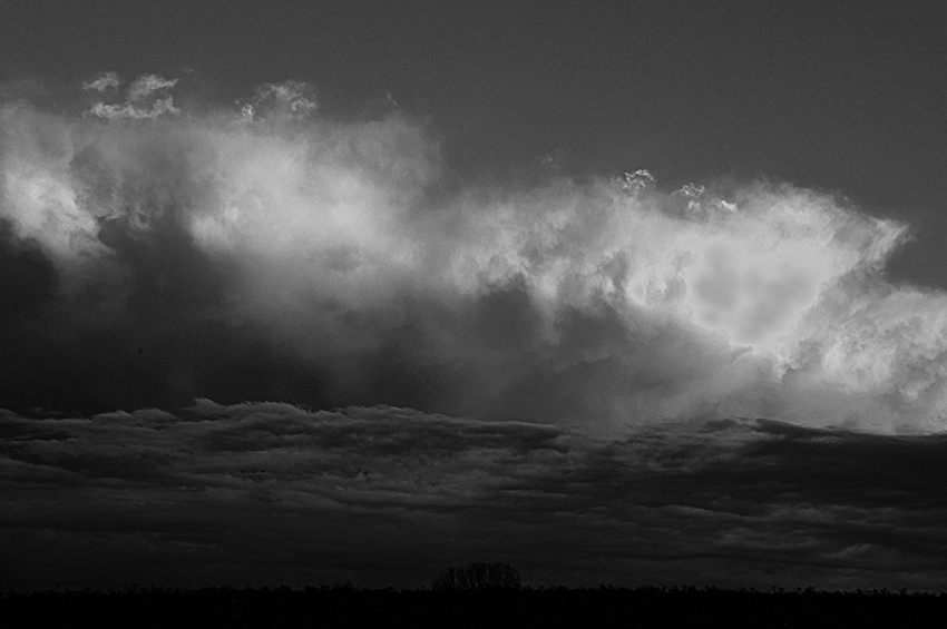 clouds bw