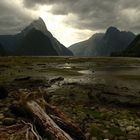 Clouds on low tide