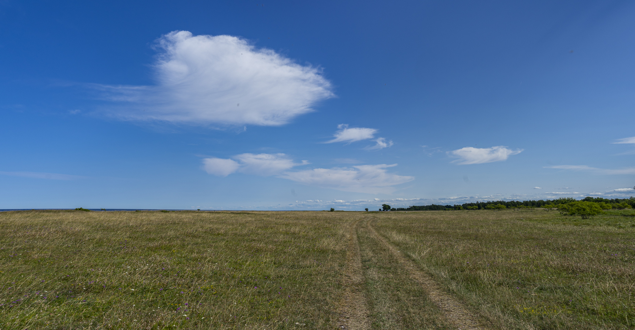 Clouds over a countryroad