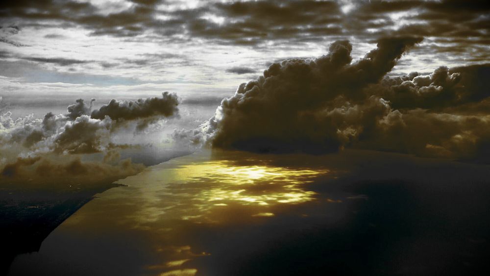 Clouds overhead Balaton